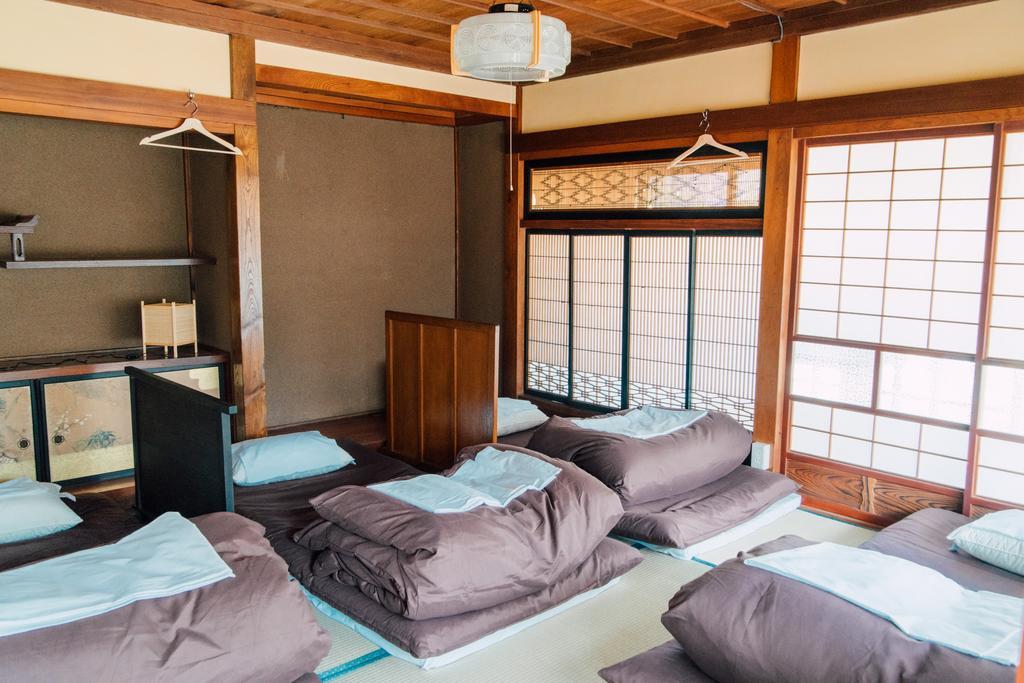 Koya Backpackers Hotel Karuizawa Exterior photo